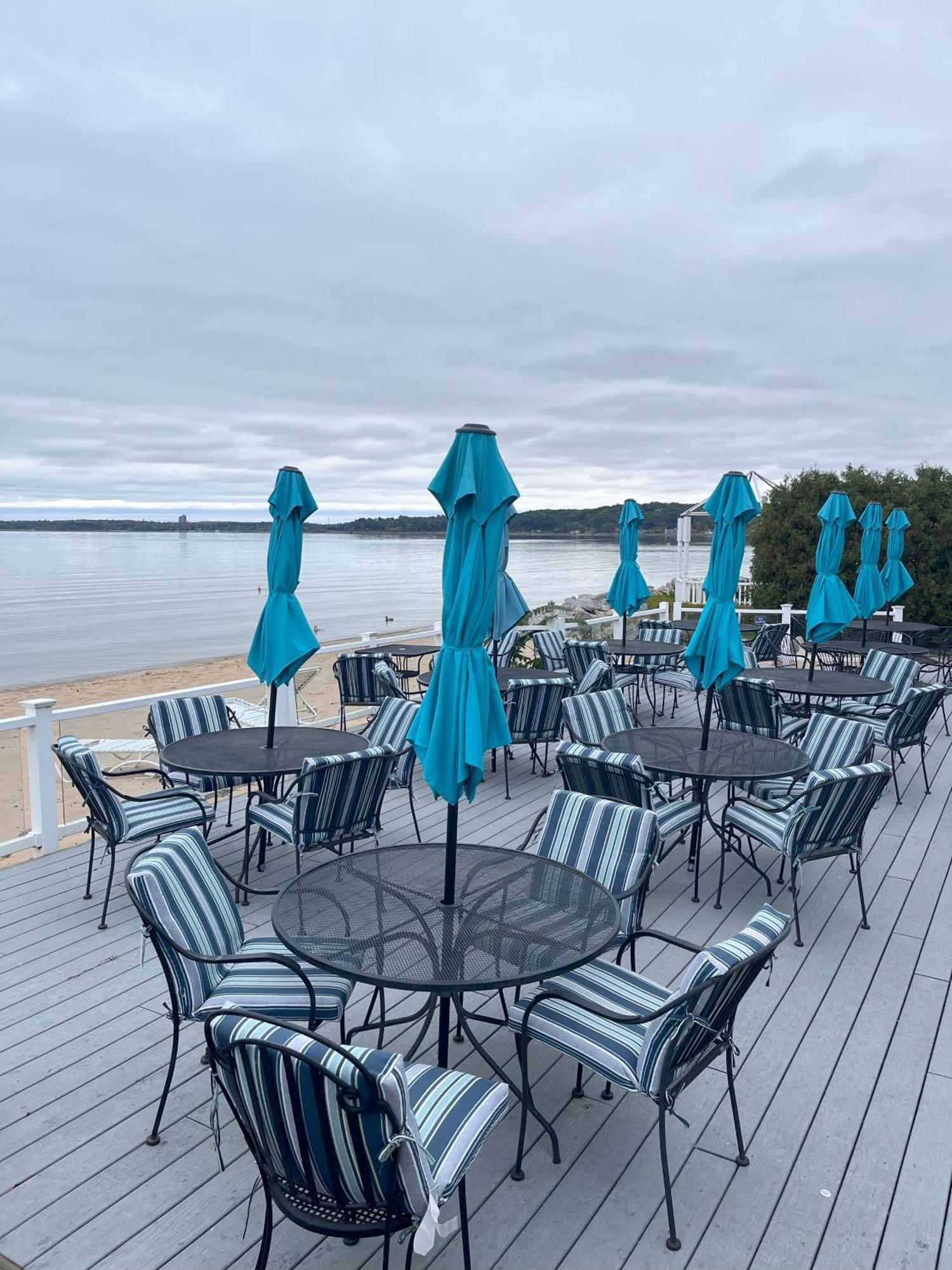 Pinestead Reef Resort Traverse City Exterior photo